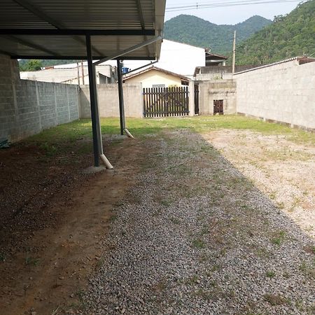 Pousada 5 Cachoeiras Ubatuba Buitenkant foto